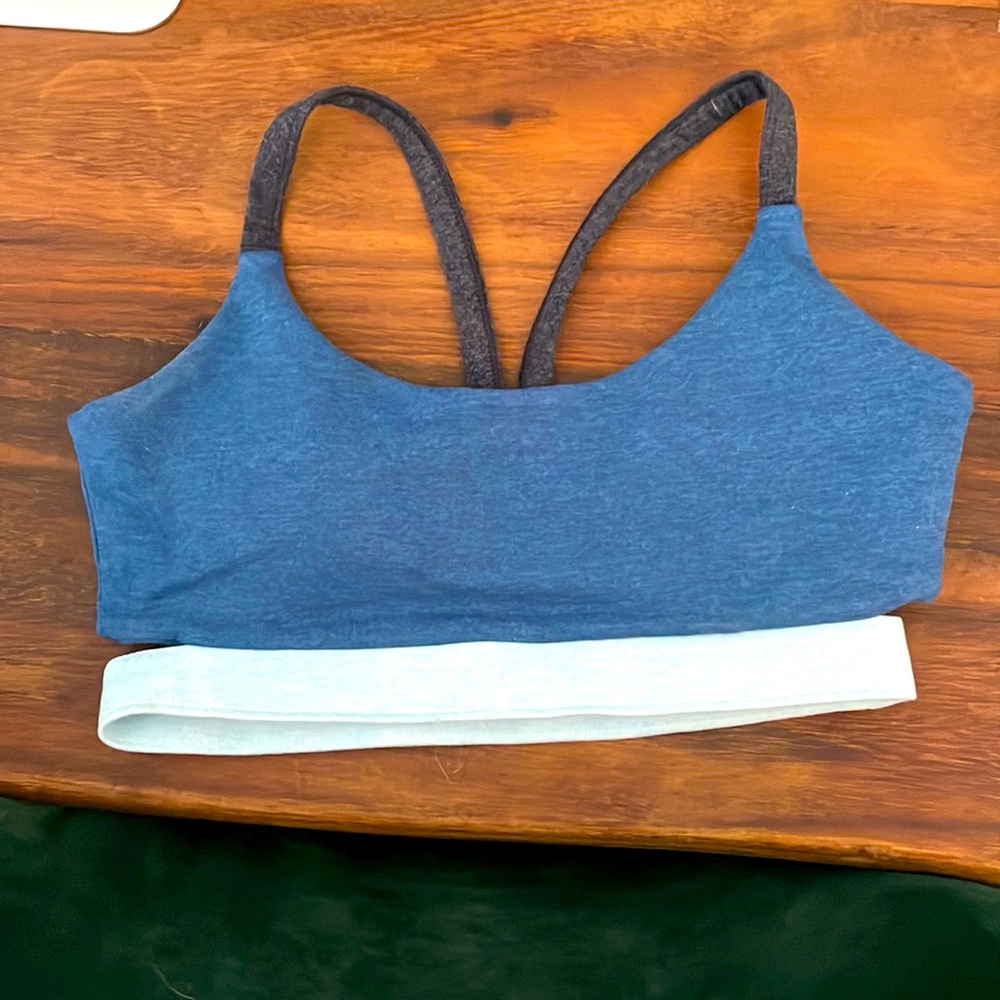 WE OVER ME Sports Bra - Size M   NEW WITHOUT TAGS